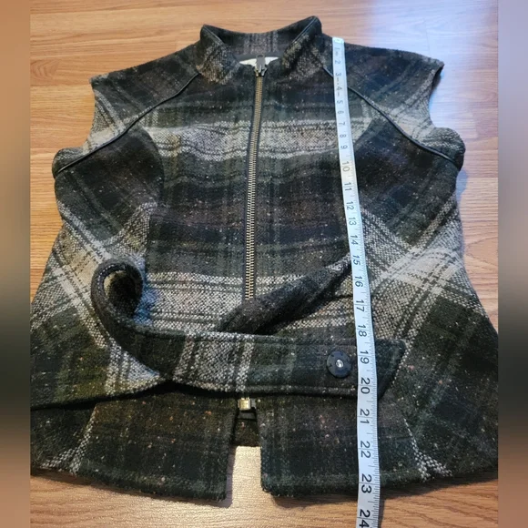 CAbi #611 All Tied Up Plaid Wool Blend Vest, M - Picture 11 of 11
